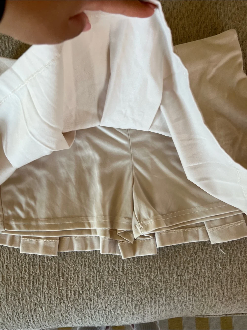 Forever 21 Beige Elastic Waist Skirt